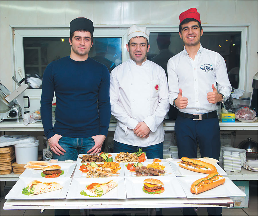 Греческий фастфуд по-петербургски