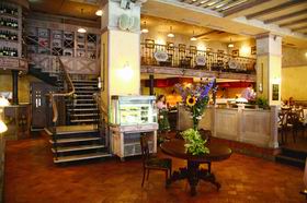 Загородный ресторан в центре города