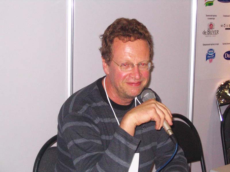 Забытый номерок может стоить владельцу ресторана целого банкета