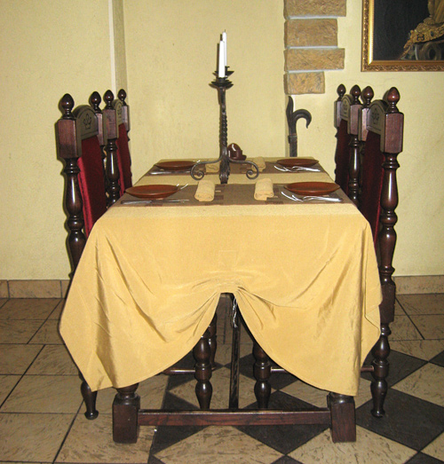 Простота оформления пивного заведения может быть разной