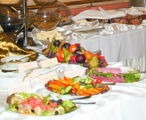 Шведский стол как выгодный формат