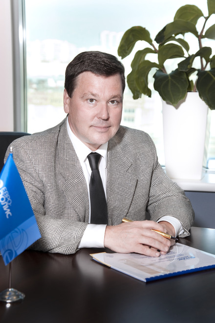 Олег Тишкин: «Рассчитываем, что введение вмененного страхования гражданской ответственности рестораторов станет частью стратегии на 2013 год»