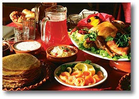 Жизнь у нас кипит и зимой, и летом