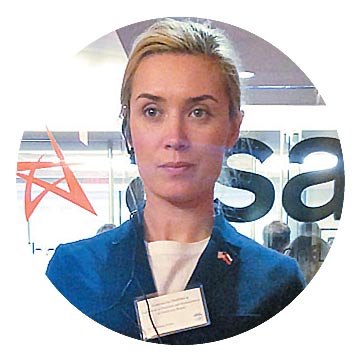 В США любое изменение в ресторане, интерьерное или световое, нужно согласовать с огромным количеством инстанций