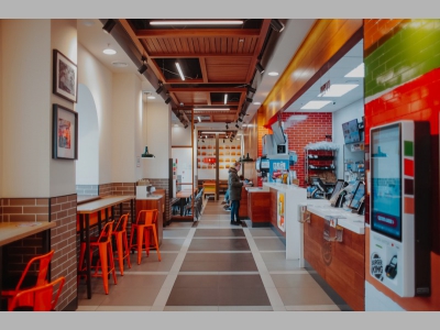 В Петербурге на Владимирском проспекте открылся сотый ресторан сети Burger King