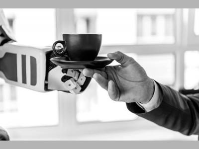 "Лэнд" откроет кофейни с роботами–бариста