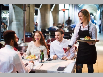 Зачем гости ходят в кафе и рестораны