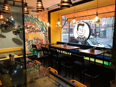 Кафе Roy’s Rolls открылось в Петербурге