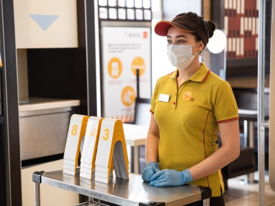 Макдоналдс представил свое первое предприятие в России с повышенным уровнем безопасности