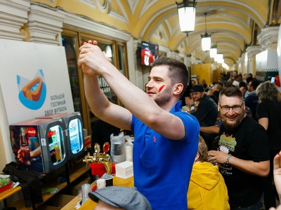 Гастропаб «100 ярдов» открылся в Петербурге