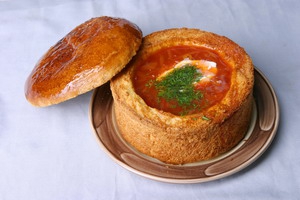 Борщ украинский в хлебе