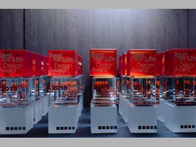 Диспенсер Tork Xpressnap признан лучшим продуктом для профессиональной гигиены