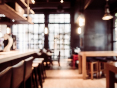 Малый бизнес Петербурга вне закона об аренде