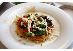 Тыквенная пицца с грибами и голубым сыром