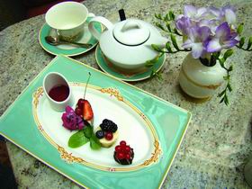 Посуда для десертной темы