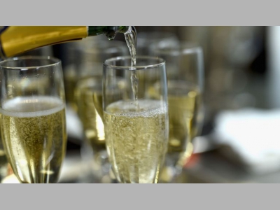 Что будет с российским рынком при повышение винных акцизов на игристое вино?