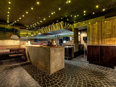 На улице Рубинштейна закрываются рестораны