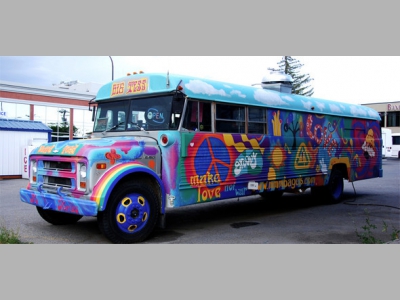 В Петербурге запустили ночной автобус между барами