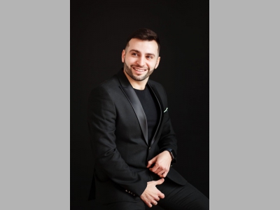 О них узнают многие