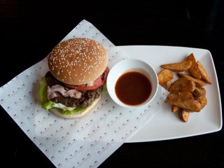 Сети «Мегабургер» и Subway планируют расширение в Санкт-Петербурге