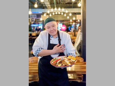 Плов с говядиной от Эркина, шеф-повара корнера «Казанчик»