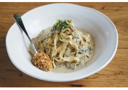 Фетучини с белыми грибами