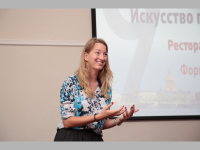 Елена Кузнецова: «Не надо себя хвалить, надо быть естественными!»