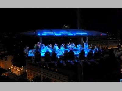 В Санкт-Петербурге открылся ресторан на кране