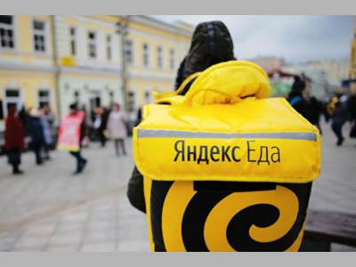 В Петербурге курьеров по доставке еды будут возить с собой медицинские книжки