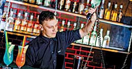 Нет воровства в баре!