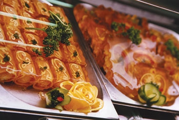 В России появятся супермаркеты-кафе для сотрудников бизнес-центров