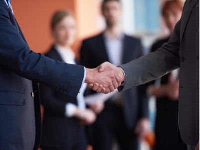 Бизнес хочет общаться с властью