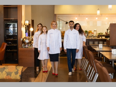 Накорми и не отрави: эксперты расскажут, как организовать безопасное питание в отелях и санаториях