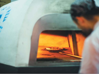 Пиццерия: стандартной пиццей сегодня не обойтись