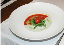 Дуэт гаспаччо  от Андрея Иванова, шеф-повара ресторана «Кабинет Портрет»