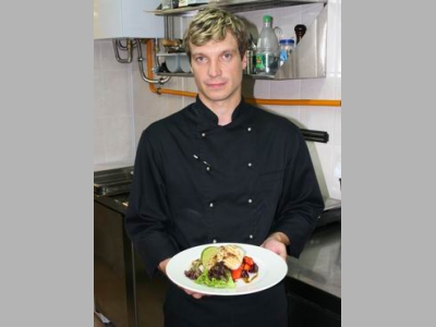 Филе палтуса с корнеплодами от Александра Капустина, шеф-повара кафе Sanam («Санам»)