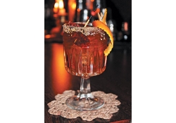 Коктейль My Wonderfull Rob Roy от Сергея Тукаева, совладельца бара Imbibe