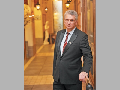 Дмитрий Котенков: «Работу метрдотеля можно сравнить с работой дворецкого…»