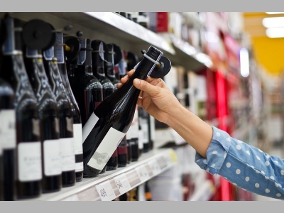 Запрет на алкоголь для покупателей до 21 года не прошел