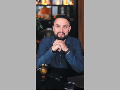 Альберт Салиев. Шефы уделяют  большое внимание  классной и удобной  униформе