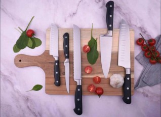 Ножи и акссесуары