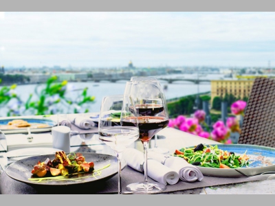 В мае Видовой ресторан La Vue откроет летнюю террасу