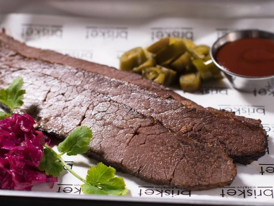 В Петербурге открылся гастробар Brisket Eat & Fun