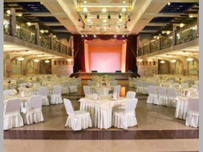 1 Апреля в ресторанах «Амроц»