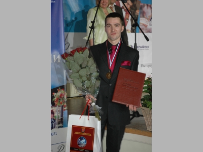 Лучшие бармен и официант поднимают престиж своих профессий