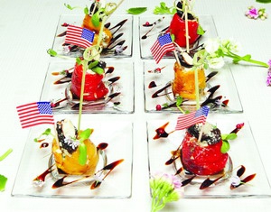 Салат с чечевицей, запеченным сладким перцем, сербской брынзой и миндалем