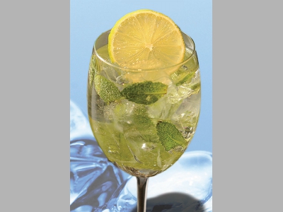 Коктейль HUGO