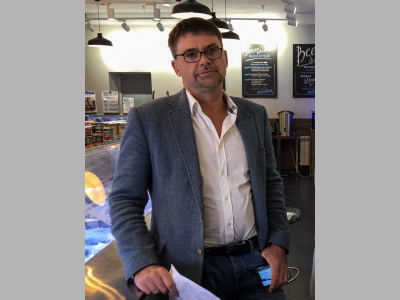 Виталий Корнев предлагает, чтобы рестораторы сами оформляли разрешения на работу мигрантам