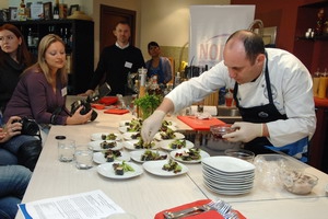 Менеджмент кухни заключается в организации работы с продуктами и заготовками