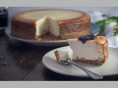 Чизкейк как популярный десерт в городских ресторанах